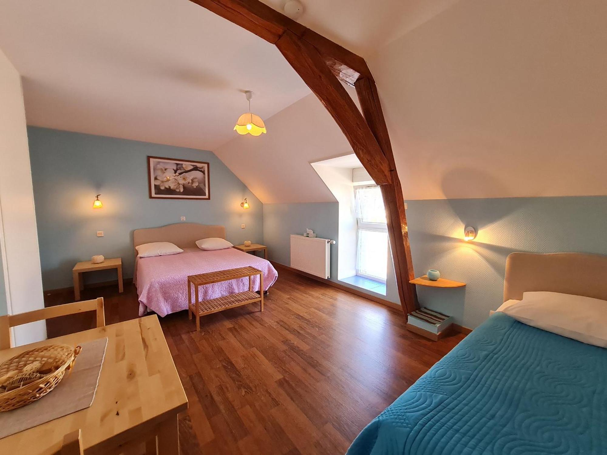 Ferme Renovee Au Calme - 4 Chambres, Petit-Dejeuner Inclu - Fr-1-590-450 Cravant  Экстерьер фото